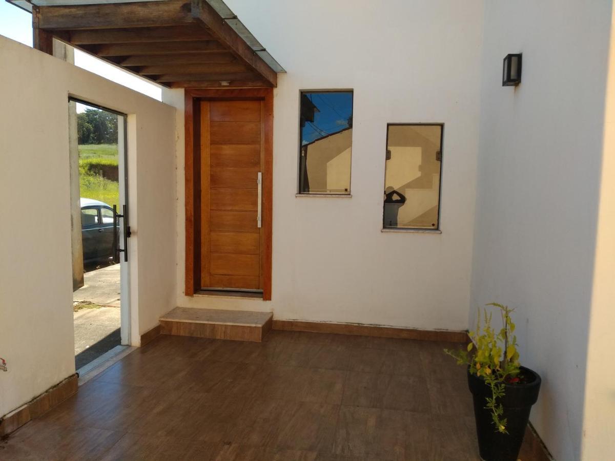 Casa Com Piscina Fundo Pra Represa E Ar Condicionado Casinhabrancadevaranda Ijaci Exteriör bild